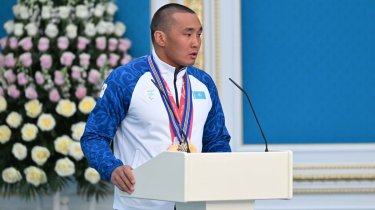 Чемпиону Паралимпиады Ерболу Хамитову подарят квартиру в Астане