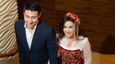 Абиба Абужакынова опубликовала фото со сватовства