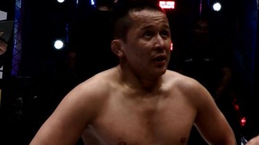 Легенда казахстанского ММА оказался бессилен против армянского чемпиона