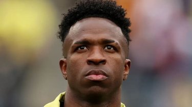 Винисиус получил травму в сборной Бразилии следом за Рафиньей