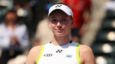 Рыбакина опустилась на второе место в чемпионской гонке WTA
