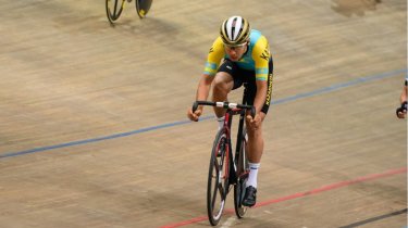 Казахстанские велогонщики завоевали серебро на чемпионате Азии