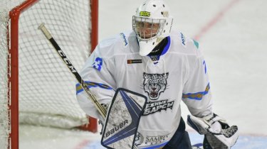 Сборная Казахстана может лишиться голкипера на ЧМ-2026 по хоккею