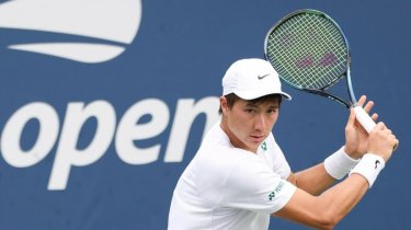 Теннисист Бейбит Жукаев вышел во второй круг челленджера в Мексике