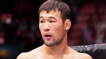 «Щелкал стариков»: Победы Рахмонова назвали дешевым триумфом