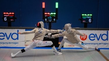 Казахстанец вышел в 1/8 финала чемпионата мира среди кадетов по фехтованию