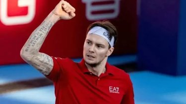 Победа Бублика, поражение Шевченко, хоккейный чемпионат: Дайджест за 7 апреля