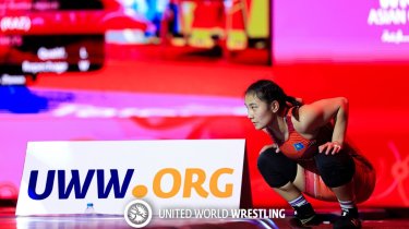 Тыныс Дубек вышла в полуфинал ЧА-2026 по женской борьбе