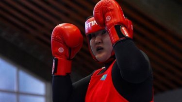 Казахстанская боксерша взяла золото чемпионата Азии по боксу