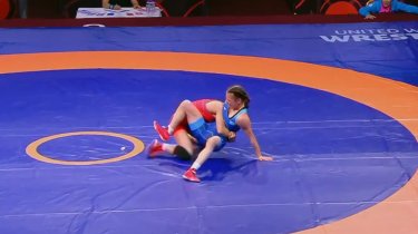 Марал Тенирберген не смогла завоевать медаль на ЧА по борьбе