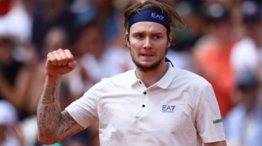 Бублик уверенно вышел в четвертьфинал турнира в Монте-Карло