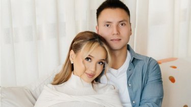 Жена Динмухаммеда Кашкена сообщила о второй беременности