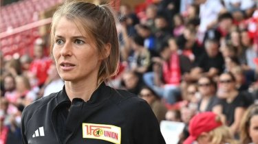 Первая женщина-тренер в топ-лигах дебютировала с поражения