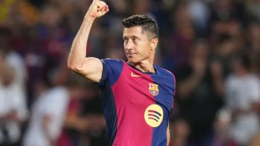 «Барселона» продлит контракт с Левандовски