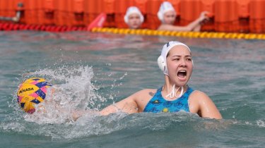 Казахстан одержал вторую победу по водному поло на Азиаде