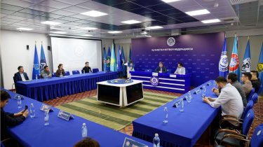 Долги КФФ в 112 млн тенге остановили трансляции чемпионата Казахстана