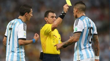 ФИФА ввела амнистию за желтые карточки на чемпионате мира