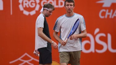 Казахстанец Ломакин вышел в четвертьфинал парного «Челленджера»