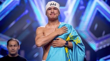 Жаксыгулулы победил Линареса и завоевал пояс NAIZA в легком весе