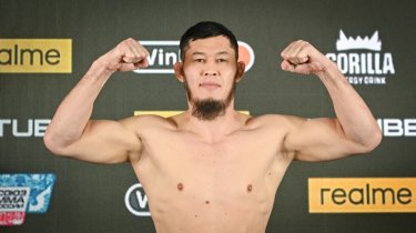 Казахстанец уступил представителю Таджикистана на турнире по MMA