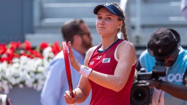 Рыбакина стартовала с уверенной победы на турнире в Риме