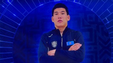 Алибек Алпамыс принёс Казахстану третье золото ЧА по боксу