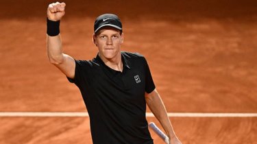 У Янника Синнера произошла паническая атака во время матча с Медведевым