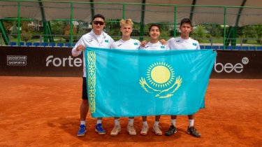 Юниорская сборная Казахстана вышла в финал Junior Davis Cup