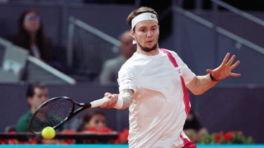 Александр Бублик сохранил место в топ-10 рейтинга перед «Ролан Гаррос»
