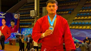 Казахстанских спортсменов отстранили от соревнований из-за допинга