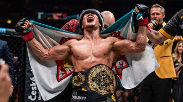 Команда Жумагулова заявила о близости к возвращению в UFC