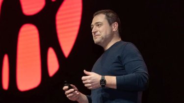 Михаил Ломтадзе продал часть своего английского проекта