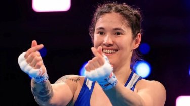 Назым Кызайбай уверенно вышла в четвертьфинал Кубка мира