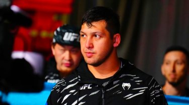 Казахстанский боец Дияр Нургожай получил новый бой в UFC