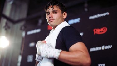 Бой Райана Гарсии оказался на грани срыва из-за главы UFC