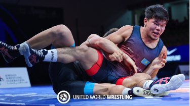 Казахстанский борец вышел в финал молодежного чемпионата Азии