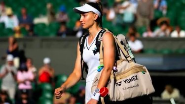 Елена Рыбакина сенсационно завершила выступление на Уимблдоне-2026