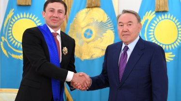 Геннадий Головкин поздравил Нурсултана Назарбаева с днем рождения