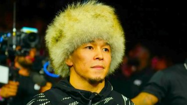 Казахстанец Асу Алмабаев вошел в топ-5 лучших бойцов UFC
