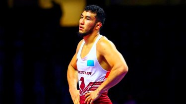 Чемпион мира из Казахстана объяснил отказ от борьбы за медали в Венгрии