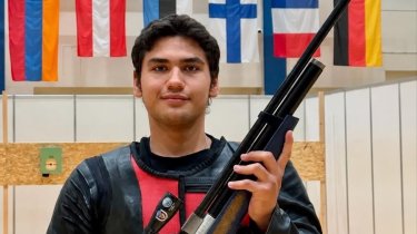 Казахстанский юниор стал лучшим на чемпионате мира по стрельбе