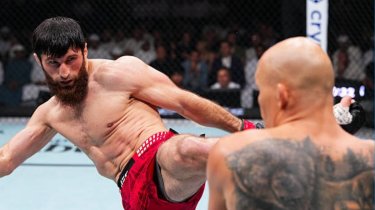 Магомед Анкалаев финишировал Богдана Гуськова на UFC в Абу-Даби