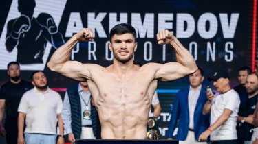 Чемпион из Казахстана превознес Головкина и пригрозил Биволу