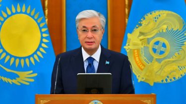 Токаев поздравил сборную Казахстана с золотом чемпионата мира по фехтованию