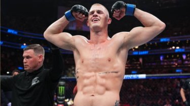 «Я не уйду без титула»: Иэн Гэрри грозит уничтожить Махачева на UFC 330