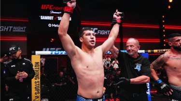 Дияр Нургожай нокаутировал соперника за секунду до гонга в UFC