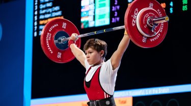 Казахстанские тяжелоатлеты установили 14 рекордов на чемпионате мира в Узбекистане
