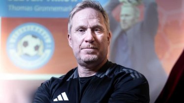 Экс-тренер «Ливерпуля» заявил о нарушении «Актобе» контрактных обязательств