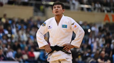 Ермахан Ануарбеков уступил на старте Grand Slam в Будапеште