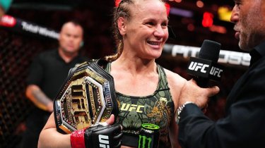 В UFC могли заставить Валентину Шевченко освободить титул